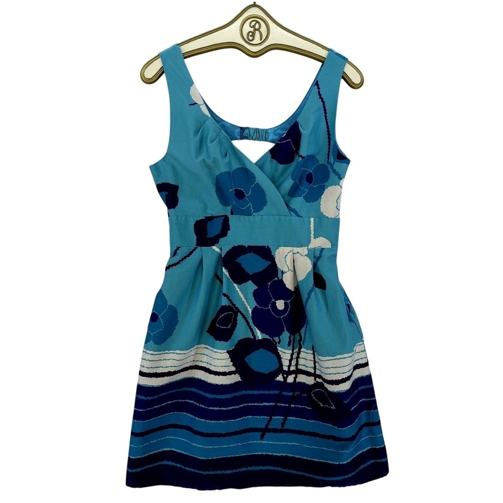Floral Mini Dress size 8 Sleeveless Boho Beachy Summer Vacation Cottage Resort